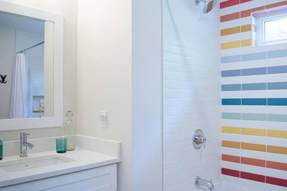 Photo of Bathroom in Irondale