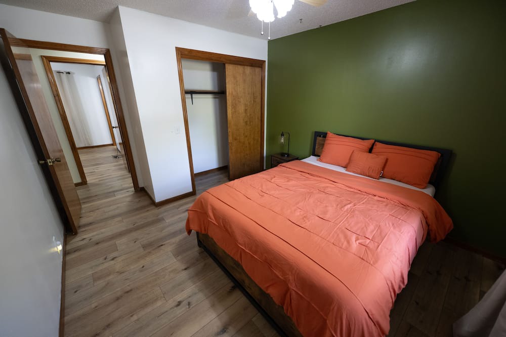 Photo of Bedroom in Emporia