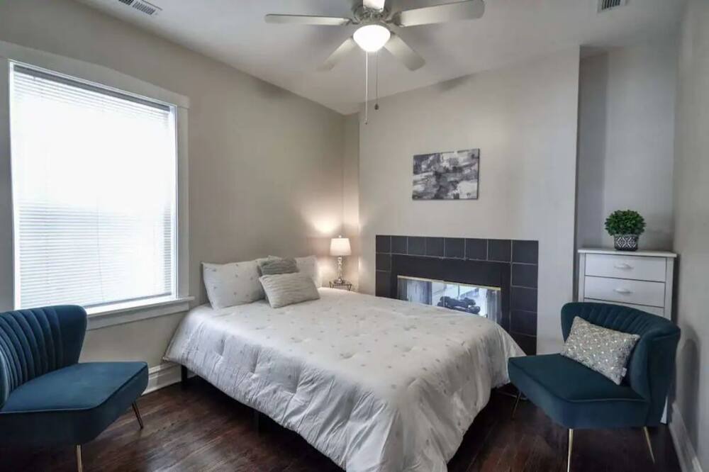 Photo of Bedroom in Chicago