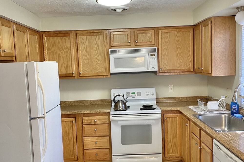 Photo of Kitchen in East Cleveland