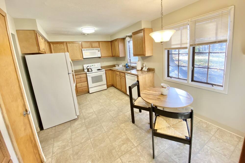 Photo of Kitchen in East Cleveland