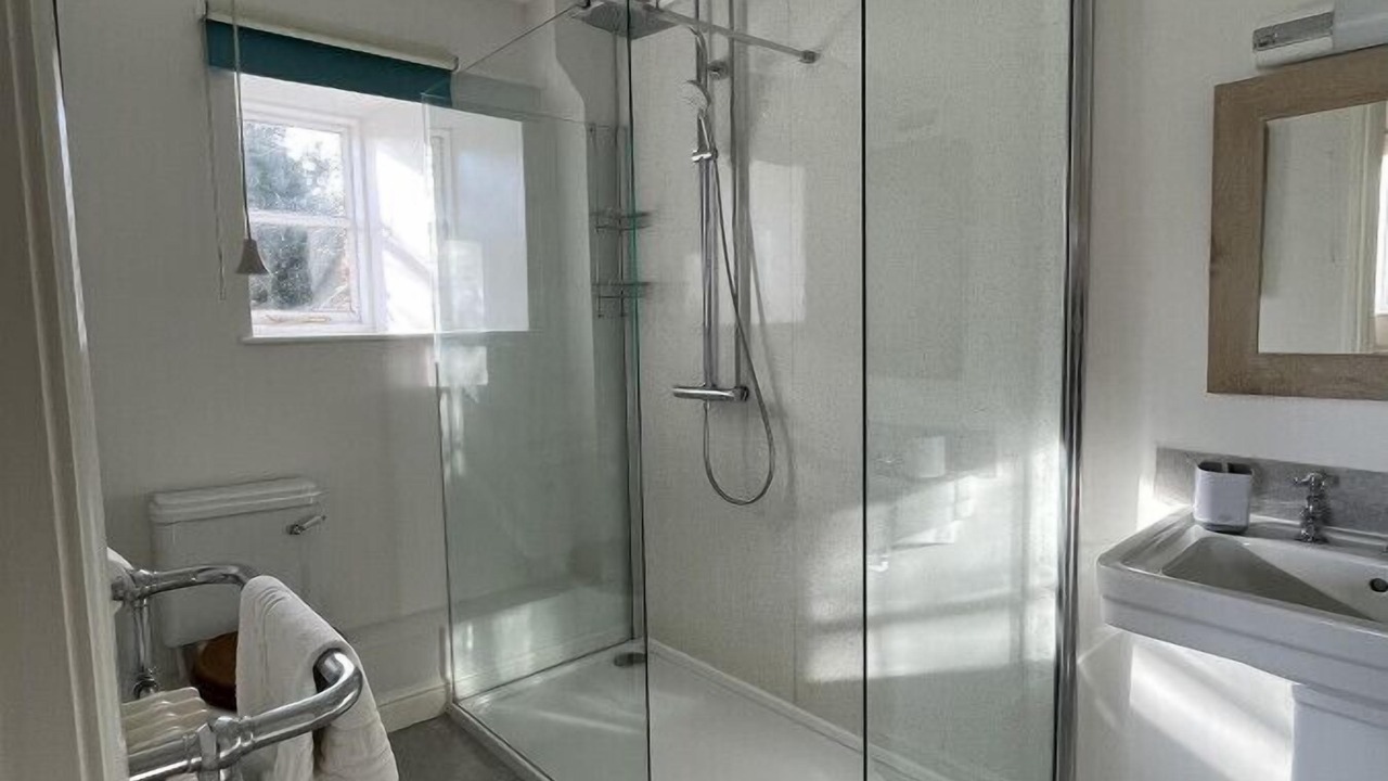 Photo of Others in Longnor