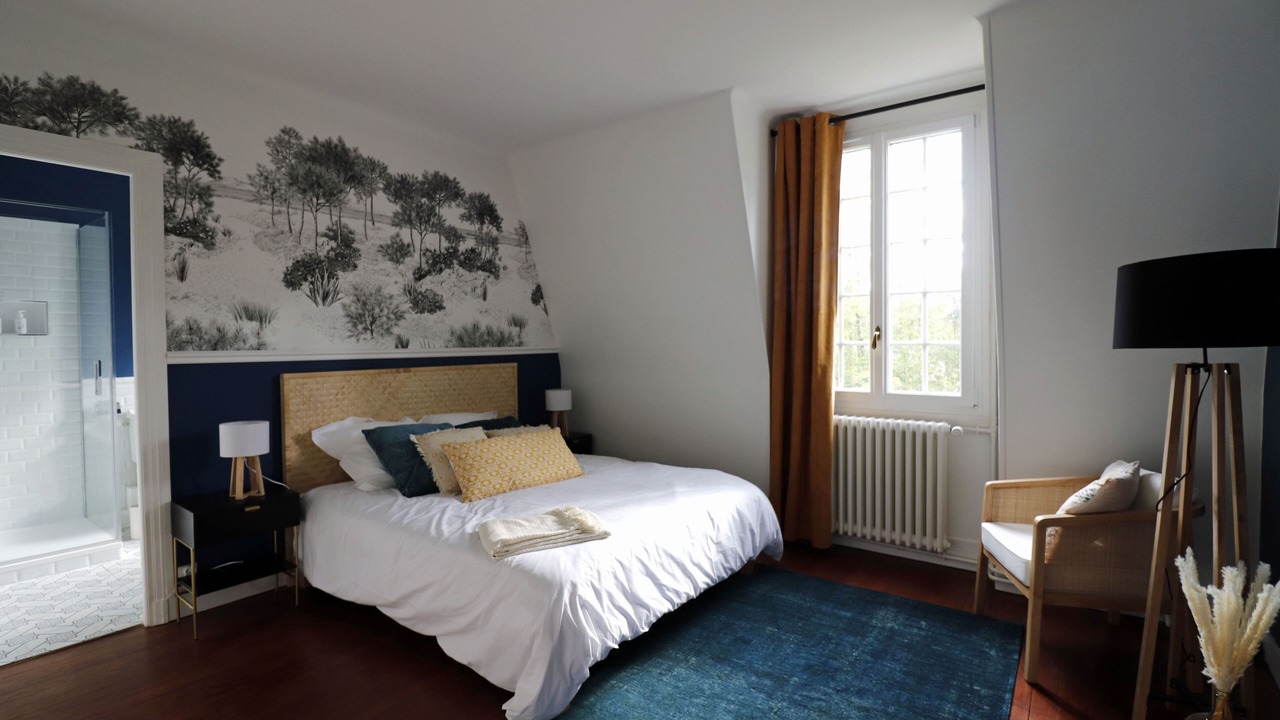 Photo of Bedroom in Friville-Escarbotin