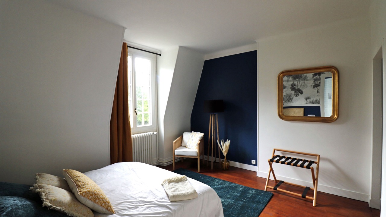 Photo of Bedroom in Friville-Escarbotin