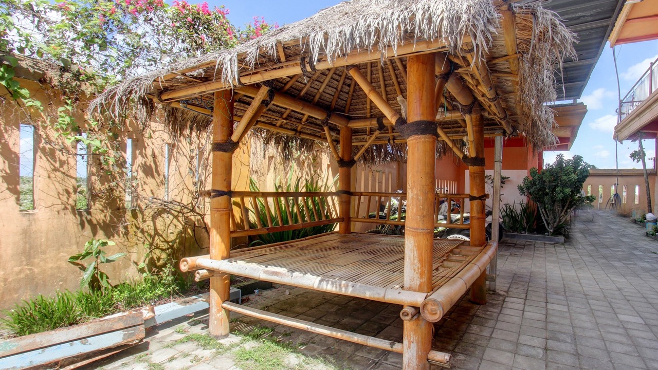 Photo of Buildings in Praya