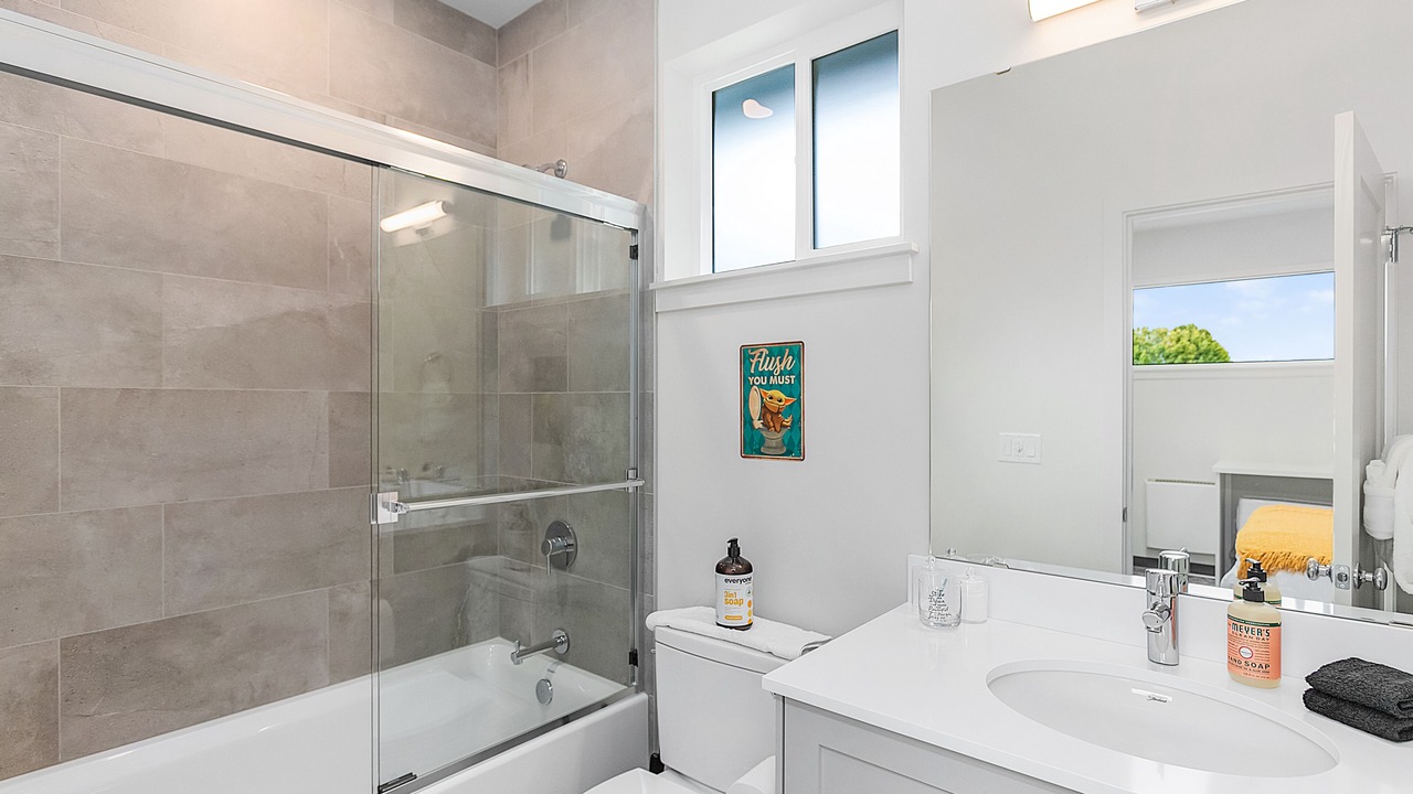 Photo of Bathroom in North Queen Anne