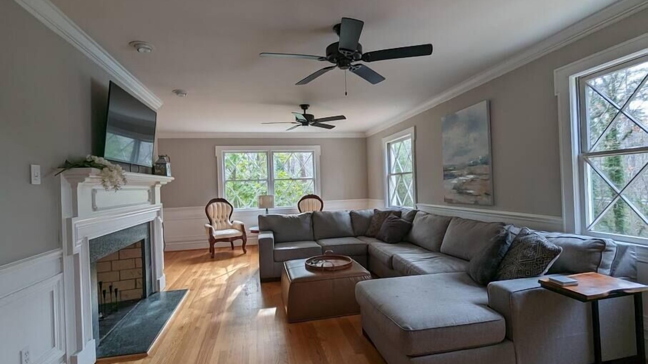 Photo of Livingroom in Fuquay-Varina