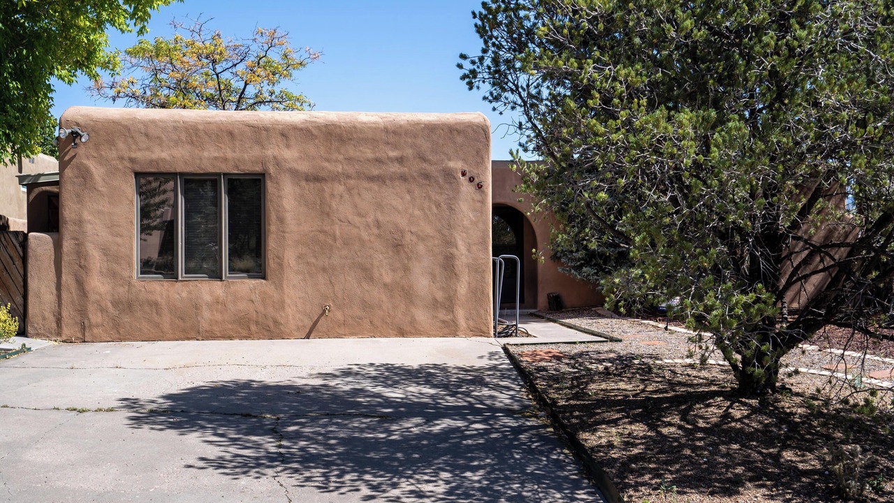 Photo of Others in Santa Fe