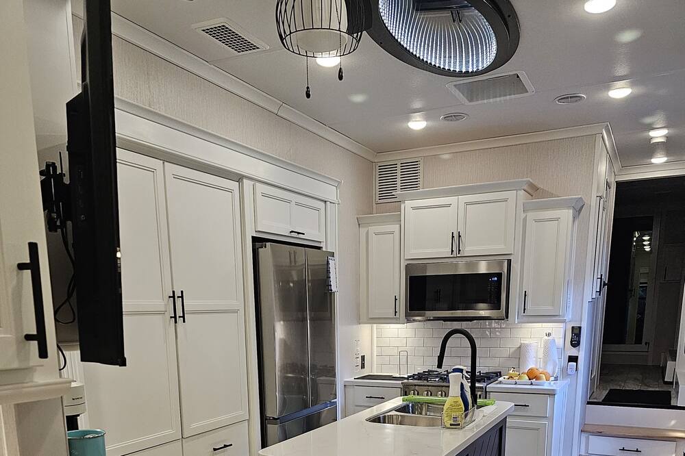 Photo of Kitchen in Southland Oaks