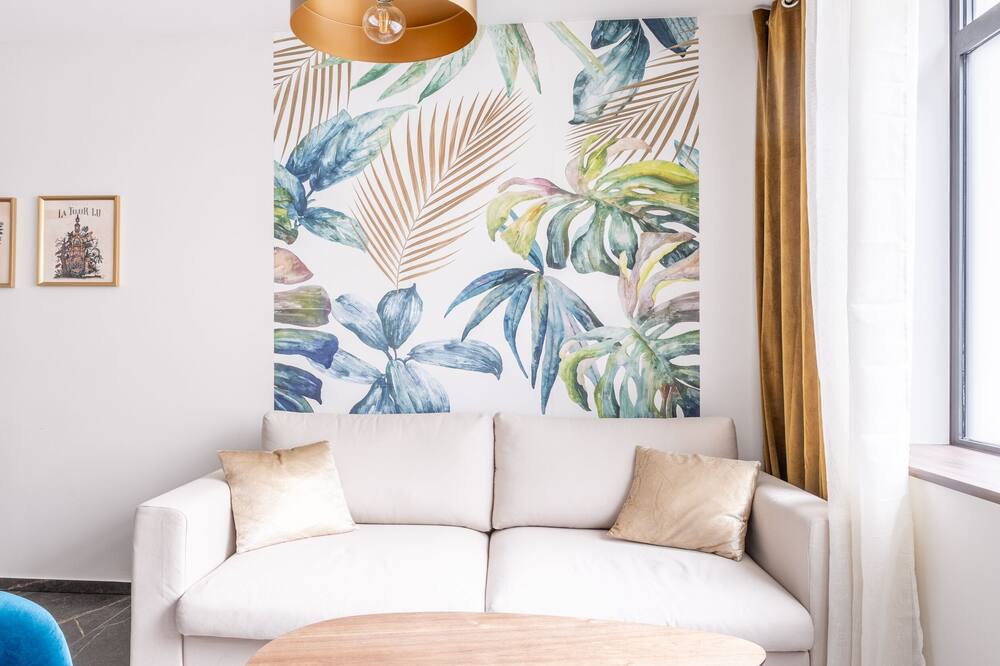 Photo of Livingroom in Dobree-Bon Port