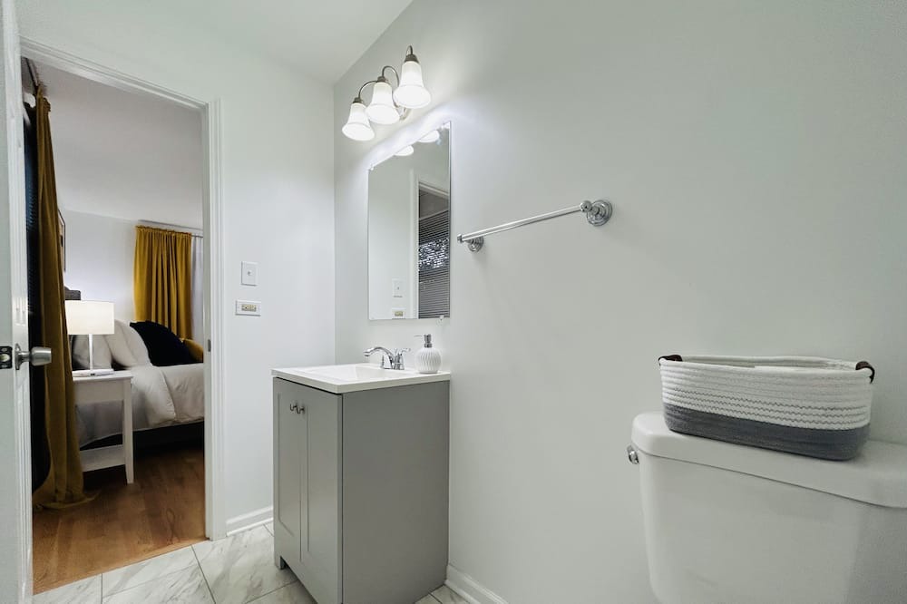 Photo of Bathroom in Willowbrook