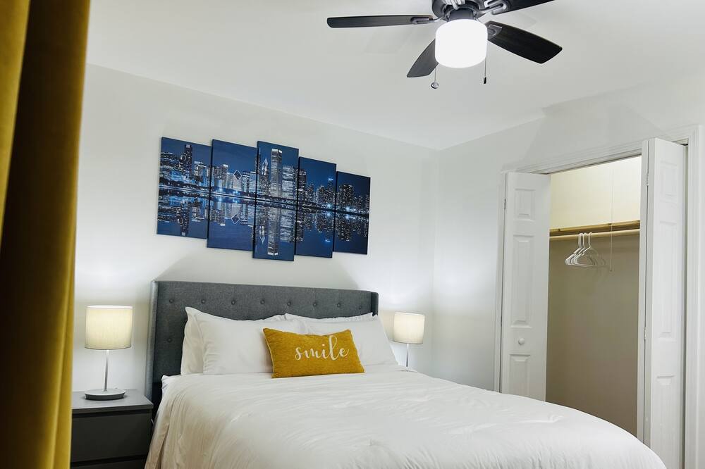 Photo of Bedroom in Willowbrook