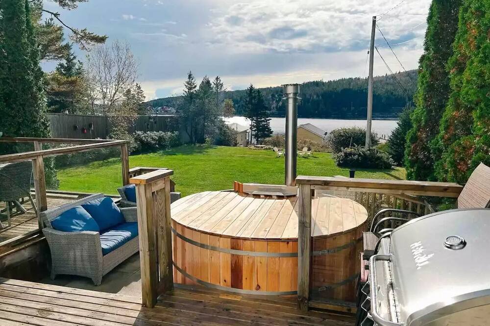 Photo of Outdoor in Boutiliers Point