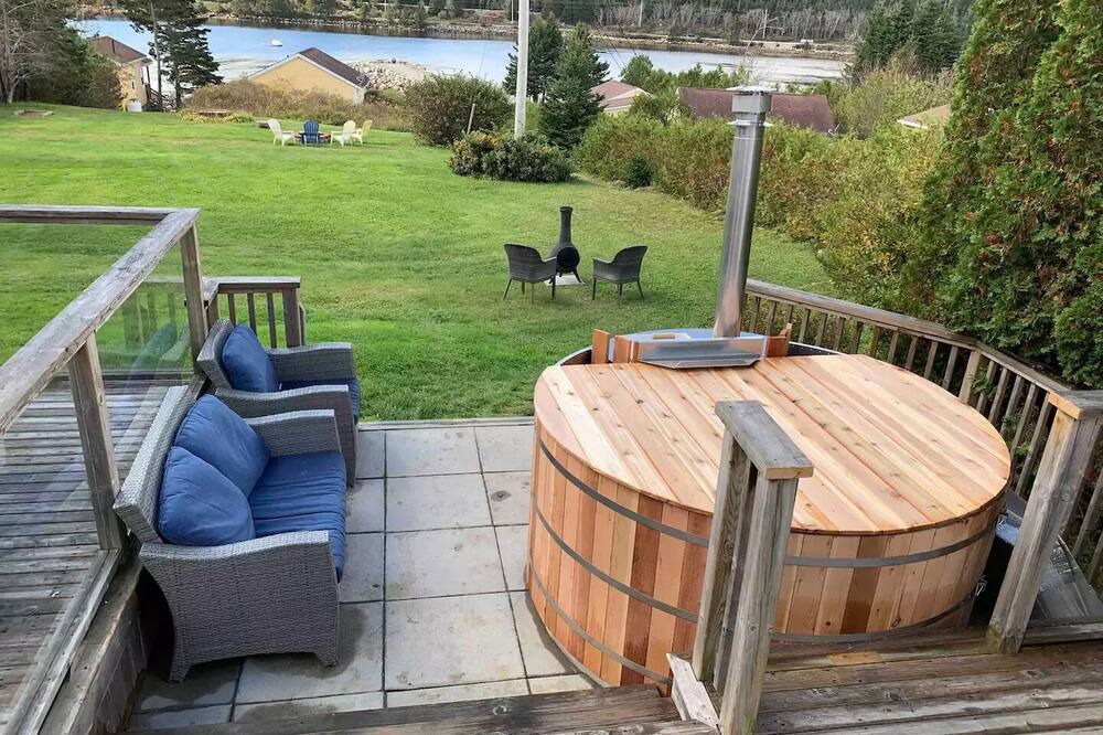 Photo of Outdoor in Boutiliers Point