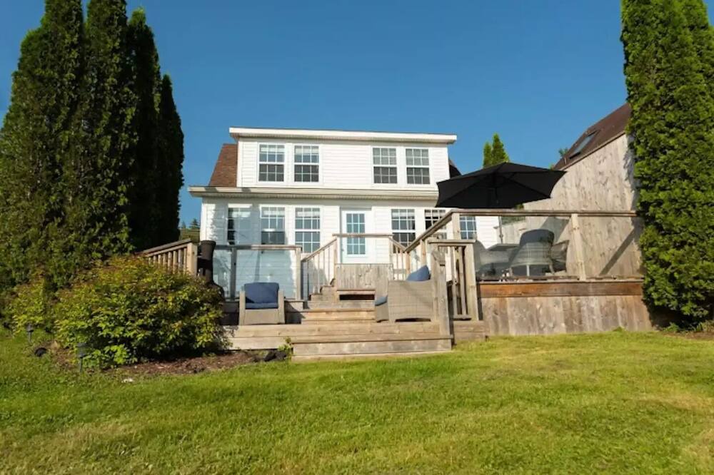 Photo of Outdoor in Boutiliers Point