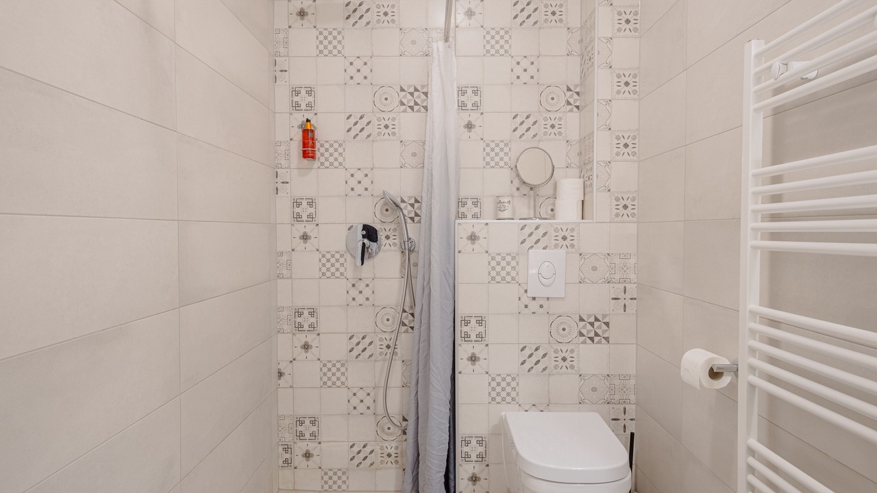 Photo of Bathroom in Duce