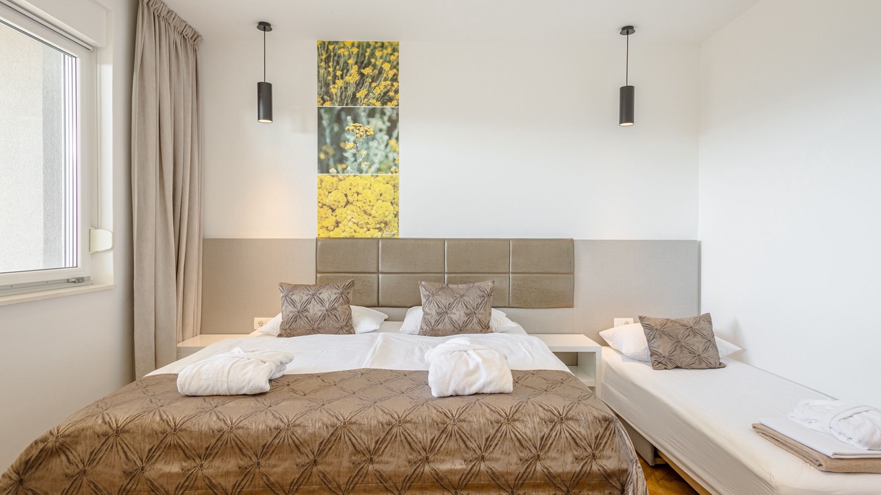 Photo of Bedroom in Duce