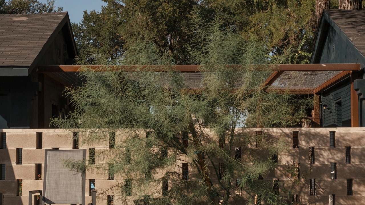 Photo of Buildings in Mahncke Park