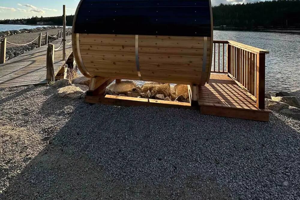 Photo of Outdoor in Boutiliers Point