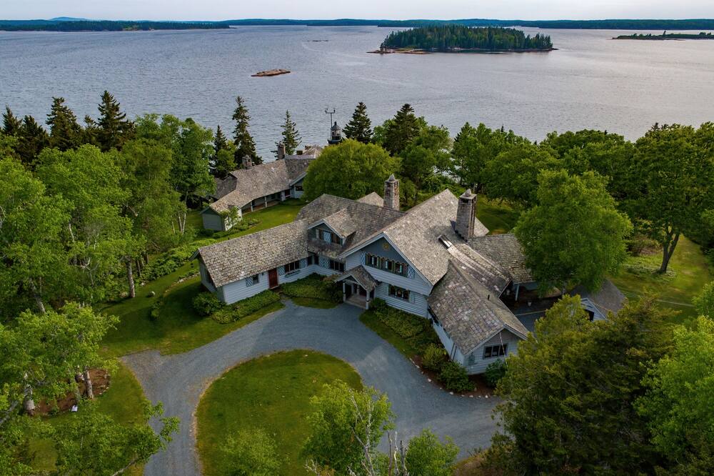 Photo of Outdoor in Brooklin