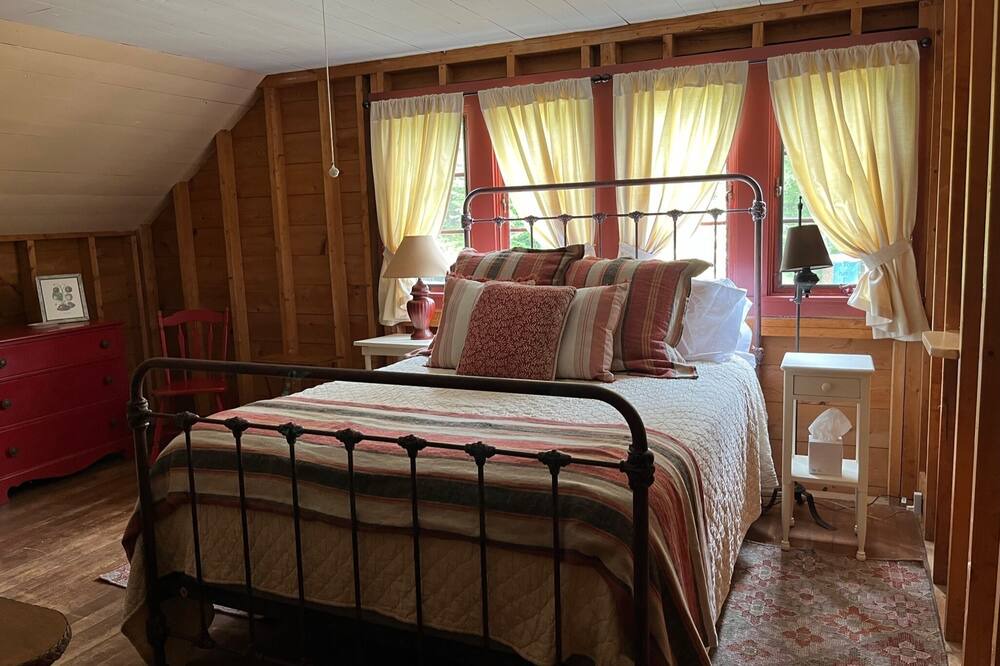 Photo of Bedroom in Brooklin