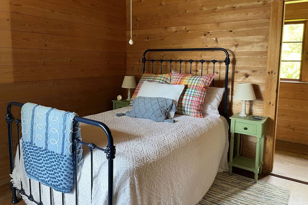 Photo of Bedroom in Brooklin