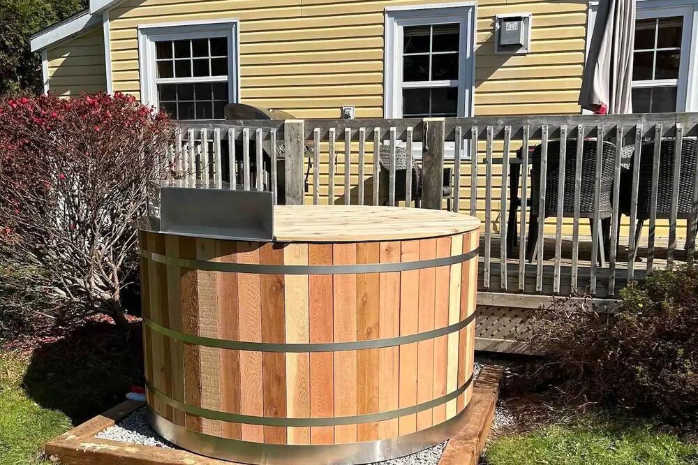 Photo of Outdoor in Boutiliers Point