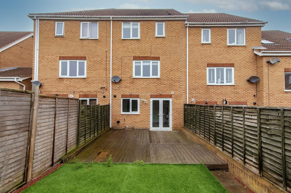 Photo of Outdoor in Knottingley