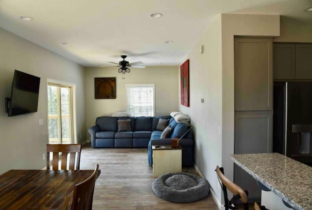 Photo of Livingroom in Franklin County