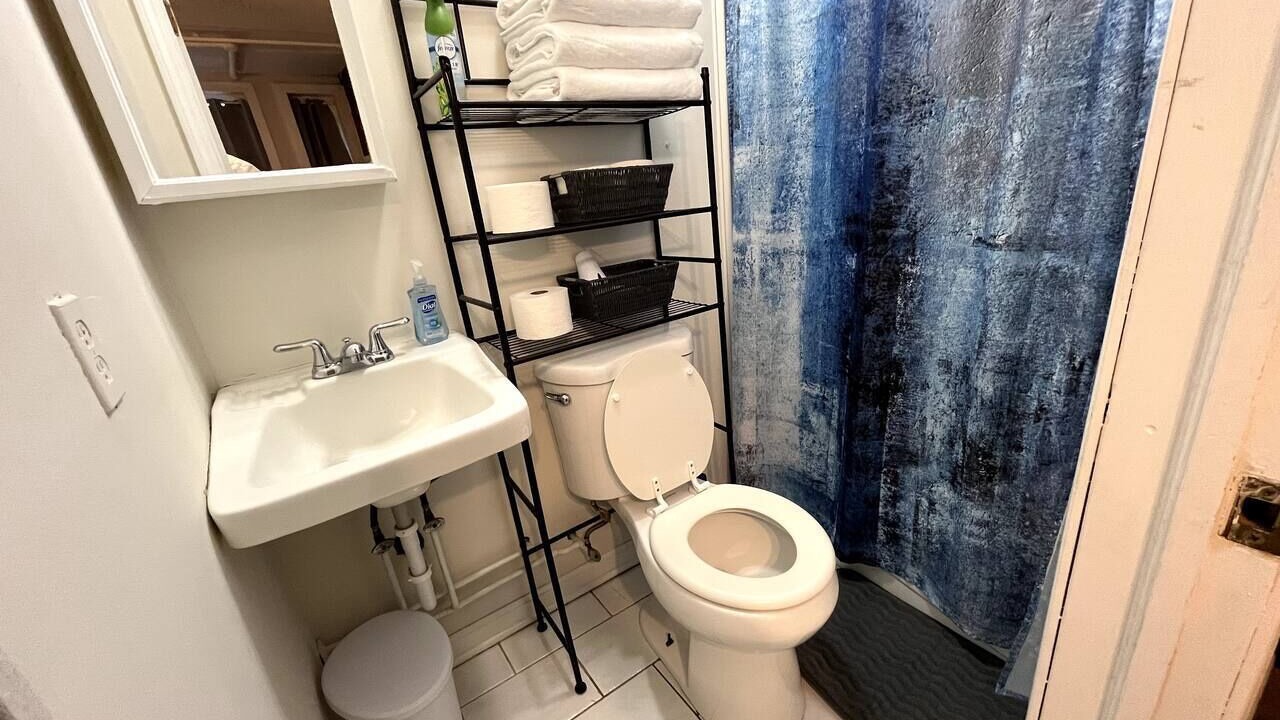 Photo of Others in Albany