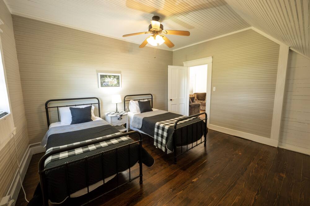 Photo of Bedroom in Jonesboro