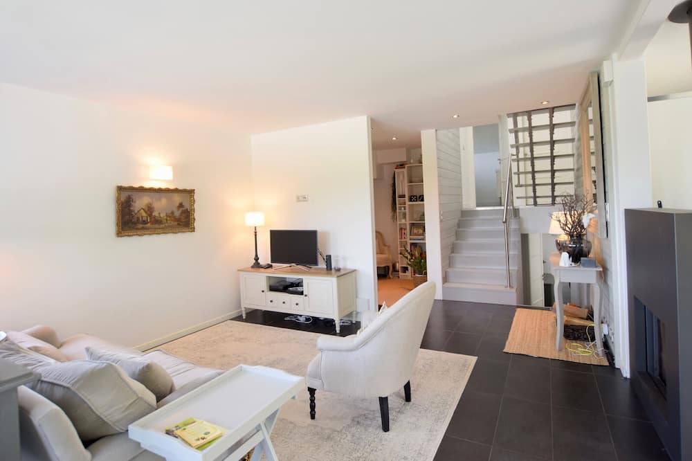 Photo of Livingroom in Lugrin