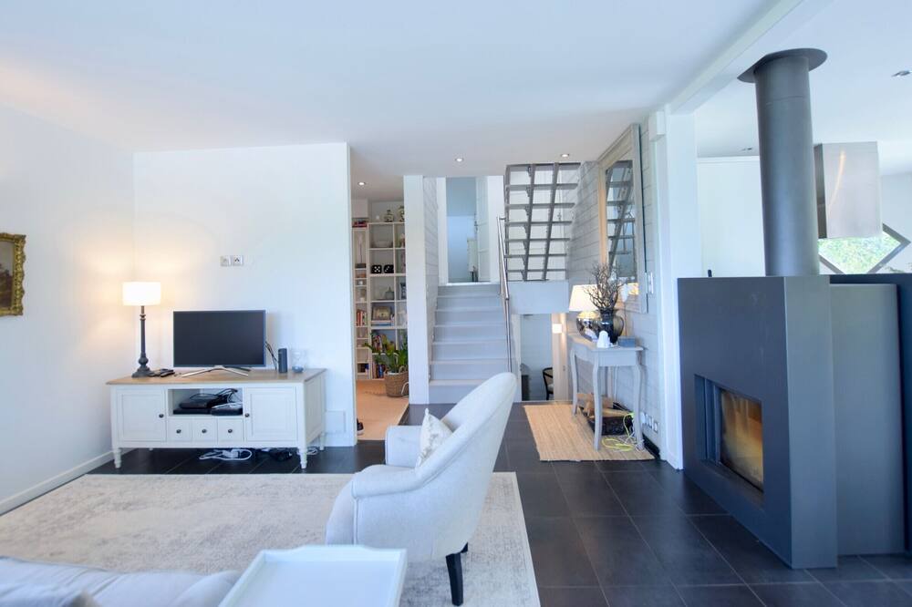 Photo of Livingroom in Lugrin