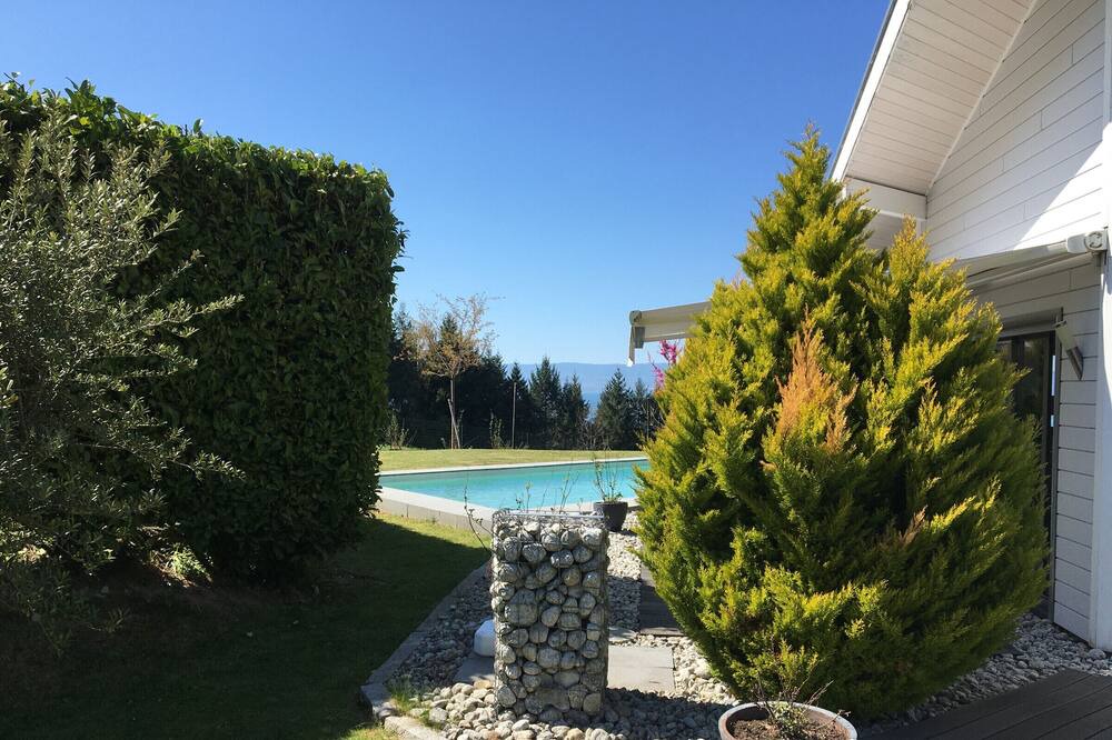 Photo of Outdoor in Lugrin