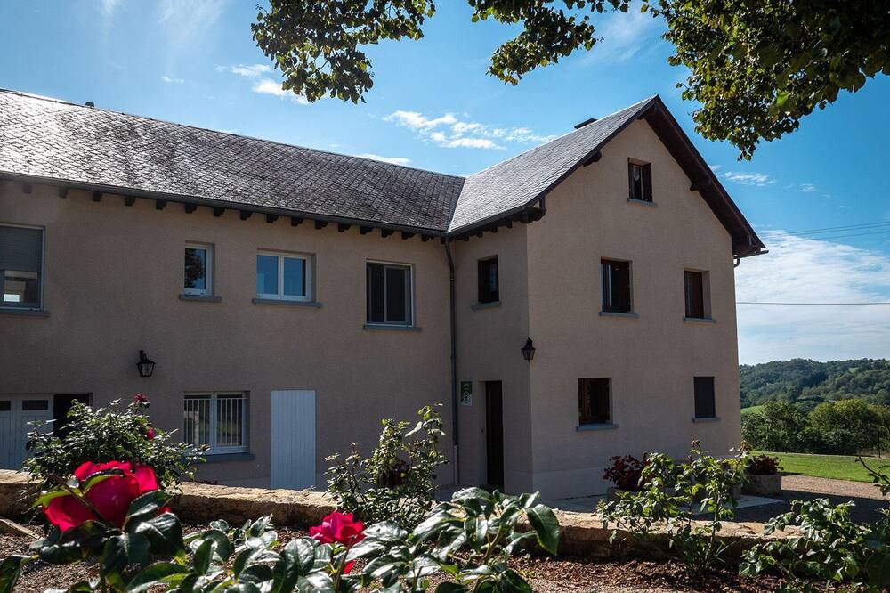 Photo of Outdoor in Campuac