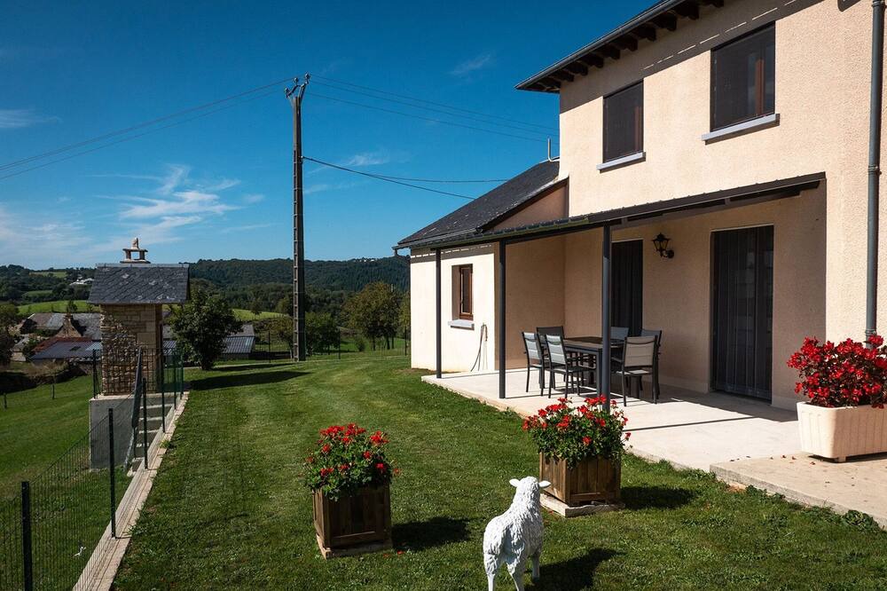 Photo of Outdoor in Campuac