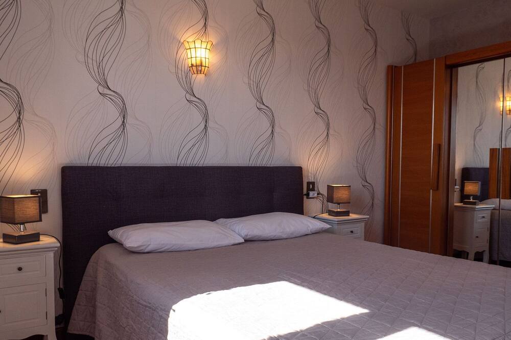 Photo of Bedroom in Campuac