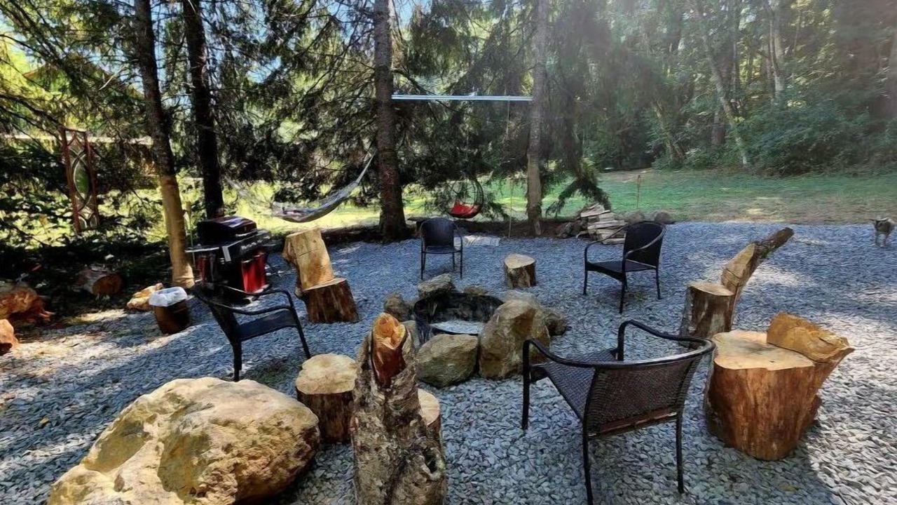 Photo of Outdoor in Eatonville