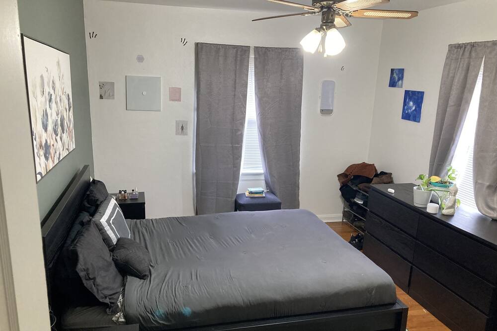 Photo of Bedroom in Calverton Park
