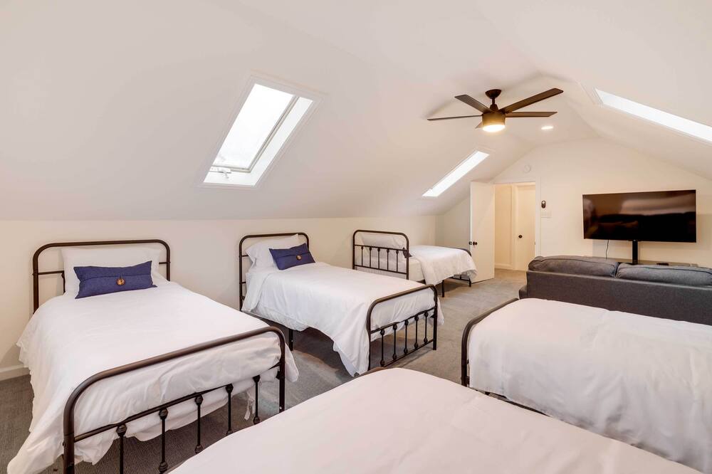 Photo of Bedroom in Lowell