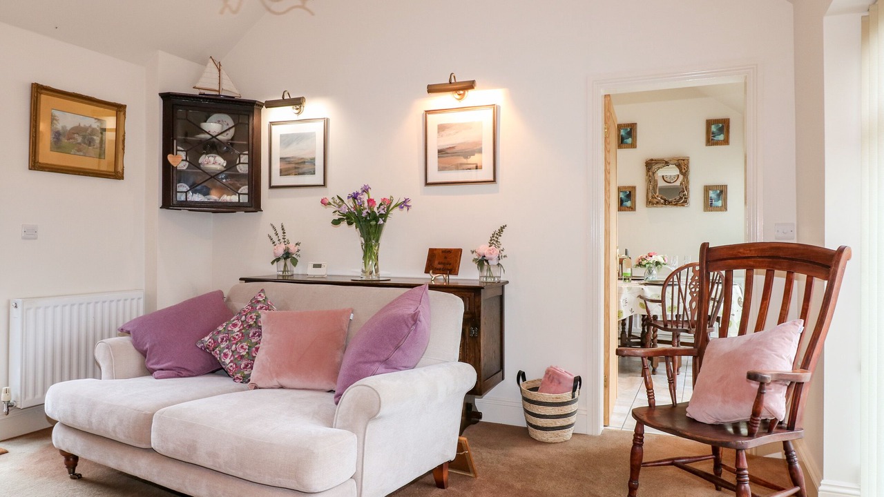 Photo of Livingroom in Denstone