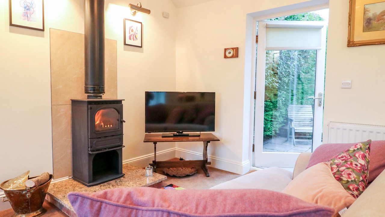 Photo of Livingroom in Denstone