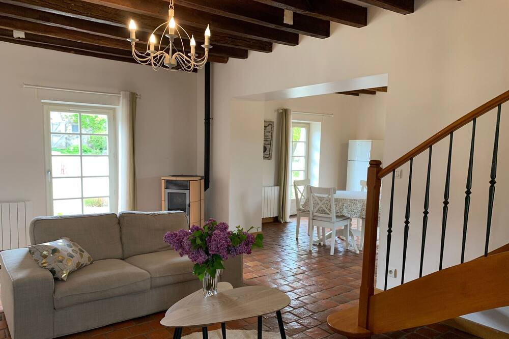 Photo of Livingroom in Chilleurs-aux-Bois