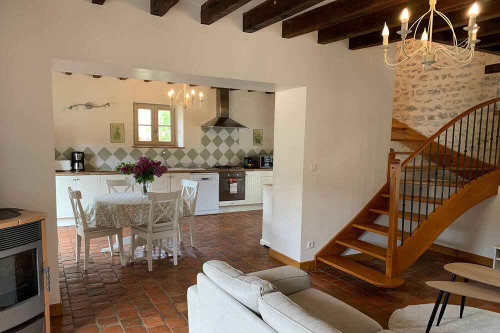 Photo of Livingroom in Chilleurs-aux-Bois