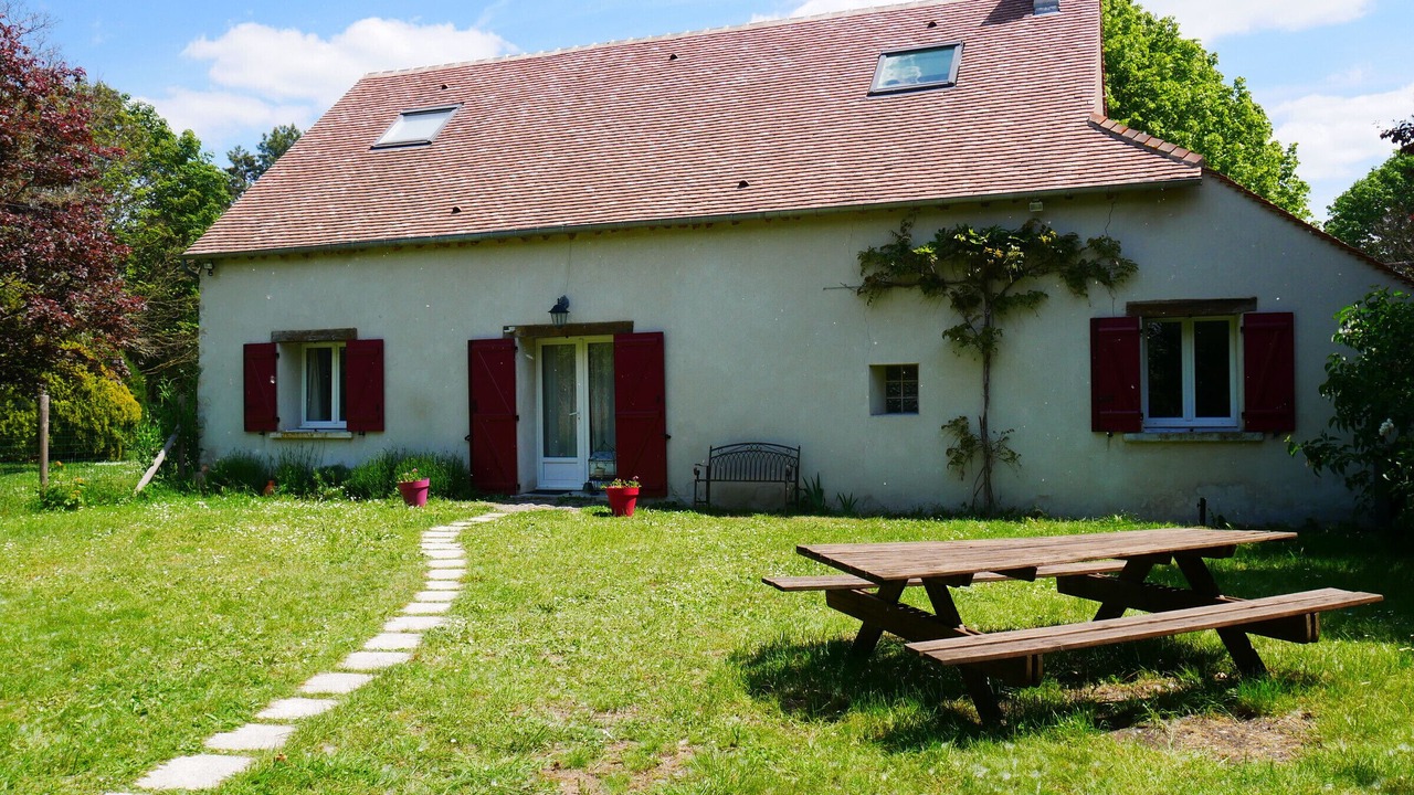 Photo of Outdoor in Donnery