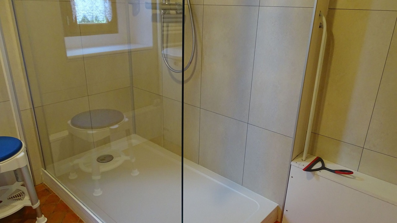 Photo of Bathroom in Ligny-le-Ribault