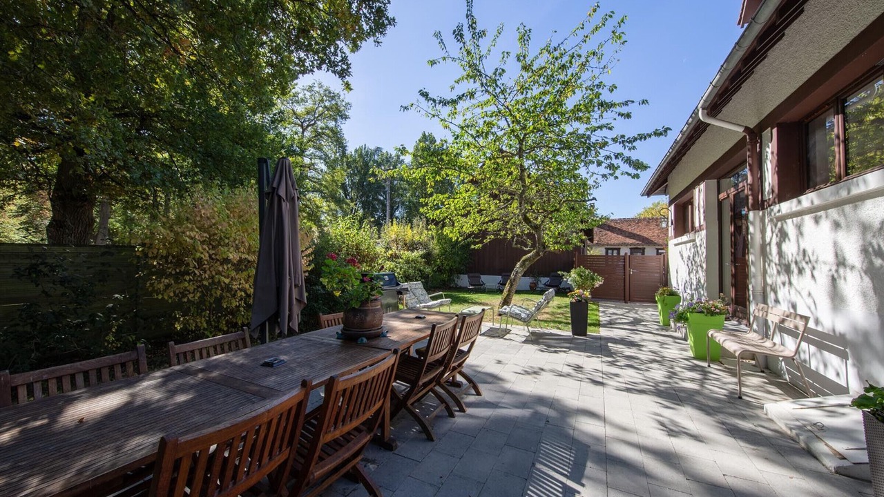 Photo of Patio Balcony in Ligny-le-Ribault