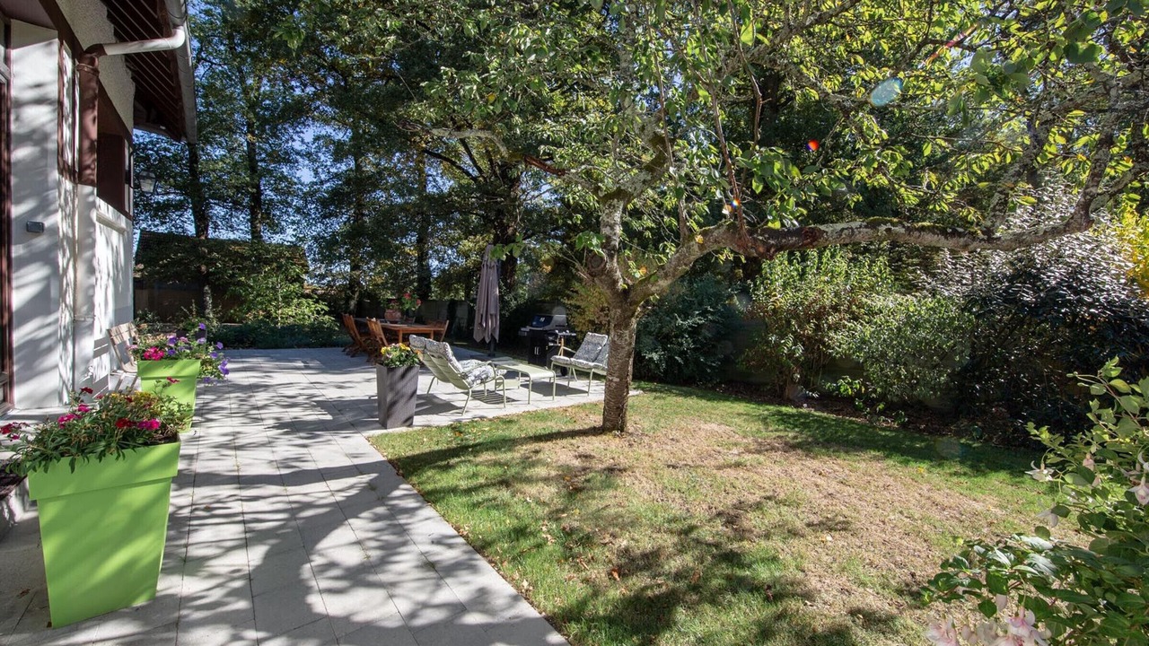 Photo of Outdoor in Ligny-le-Ribault