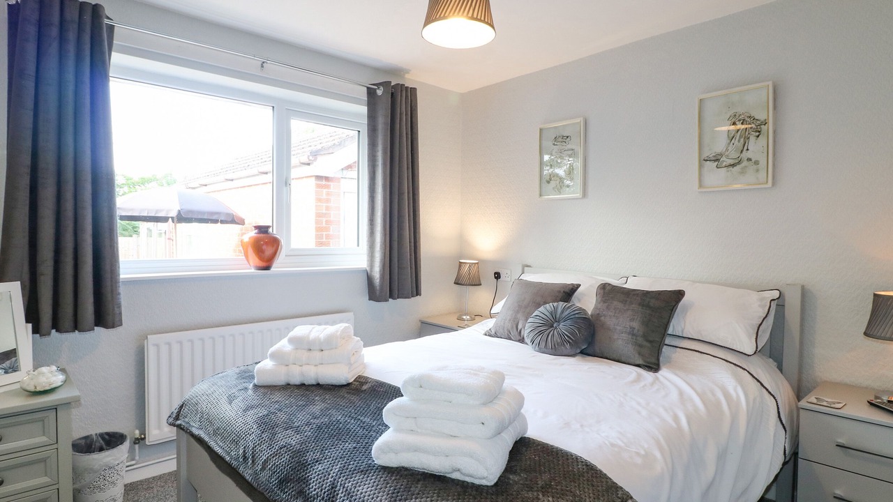 Photo of Others in Kingsley Holt