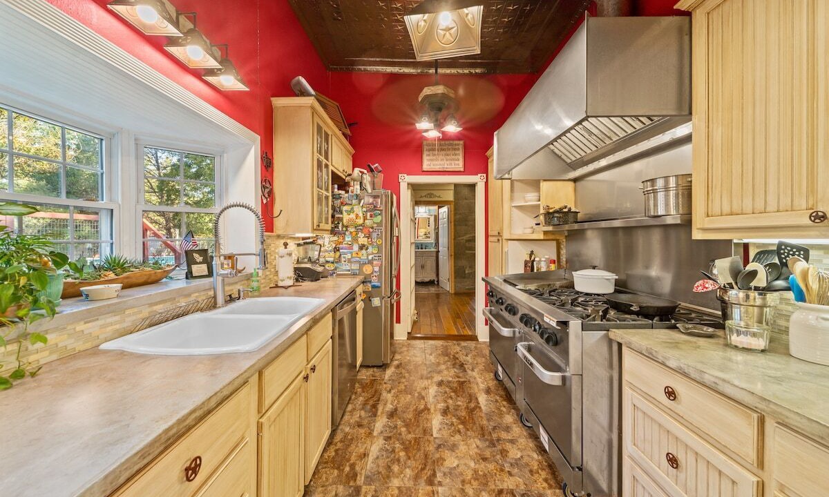 Photo of Kitchen in Mart